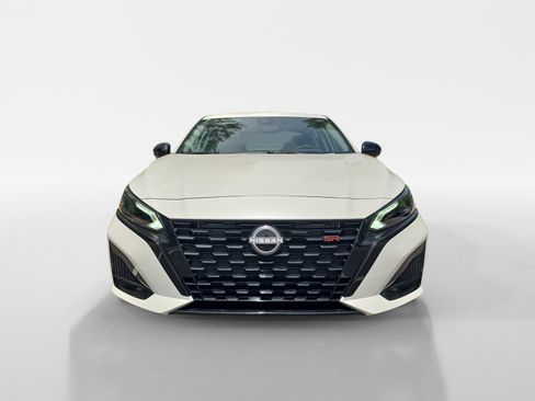 New 2026 Nissan Altima 2.5 SR FWD image 8