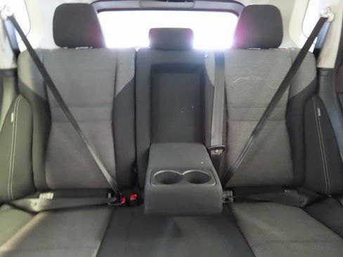 Used 2023 Nissan Rogue SV image 28