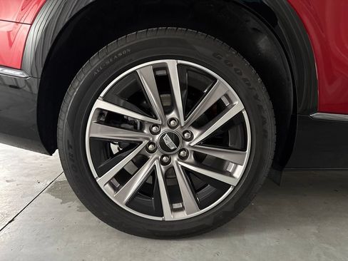 Certified 2026 Cadillac Vistiq Sport AWD/4WD image 30