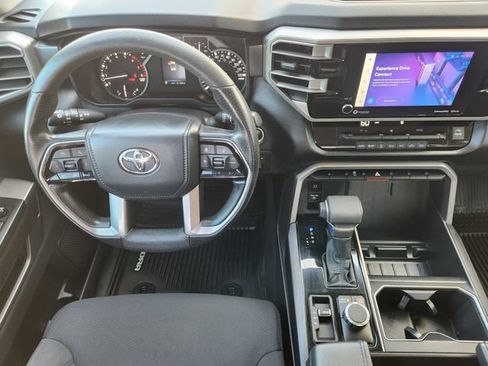 Used 2022 Toyota Tundra SR5 AWD/4WD image 28