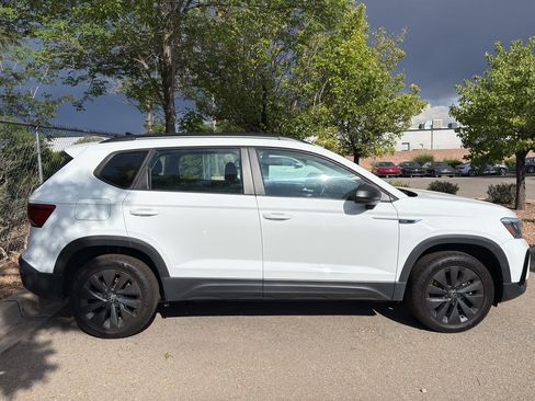 Used 2022 Volkswagen Taos S w/ IQ Drive S Package FWD image 7