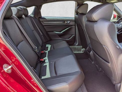 Used 2019 Honda Accord Sport image 18