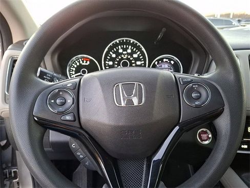 Used 2017 Honda HR-V EX image 26