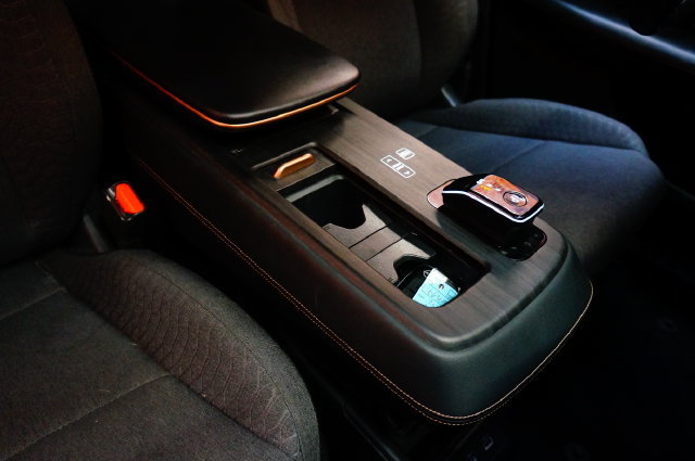 Certified 2023 Nissan Ariya FWD image 48