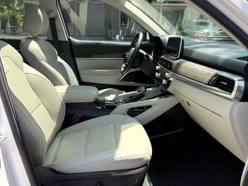 Used 2022 Kia Telluride SX image 12