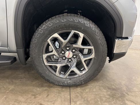 New 2026 GMC Sierra 1500 SLT w/ SLT Premium Plus Package image 18