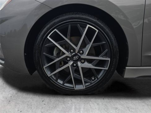 Used 2020 Hyundai Elantra Sport w/ Cargo Package (C1) FWD image 30