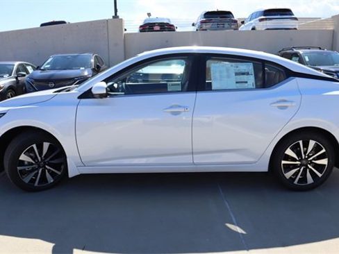 New 2025 Nissan Sentra SV w/ SV Premium Package image 6