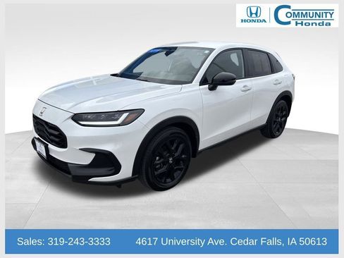 Certified 2025 Honda HR-V Sport image 1