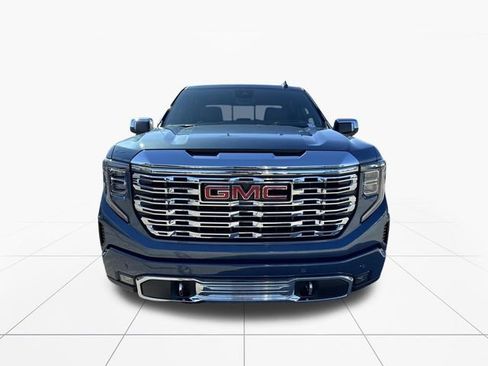 Used 2024 GMC Sierra 1500 Denali w/ Denali Reserve Package AWD/4WD image 9