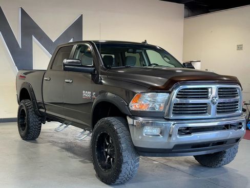 Used 2017 RAM 2500 Big Horn AWD/4WD image 3