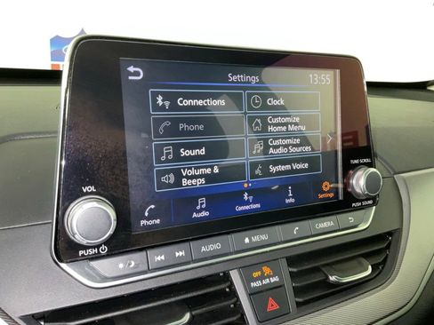 Used 2024 Nissan Altima 2.5 SR FWD image 22