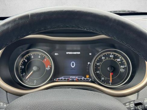 Used 2018 Jeep Cherokee Limited AWD/4WD image 13