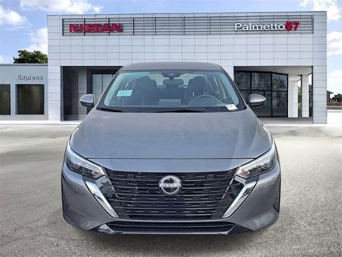 New 2025 Nissan Sentra SV image 2