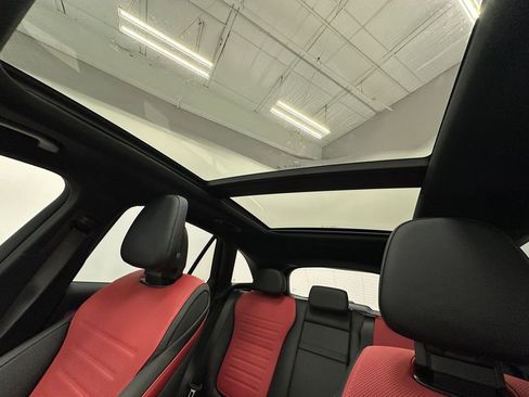 New 2026 Mercedes-Benz GLC 300 image 33