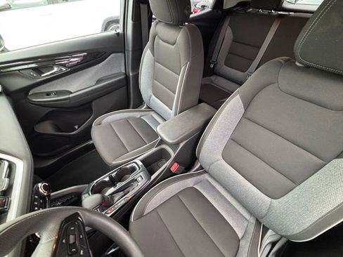 Used 2025 Chevrolet TrailBlazer LT image 35