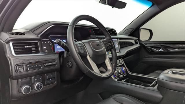 Used 2021 GMC Yukon Denali w/ Denali Premium Package RWD image 23