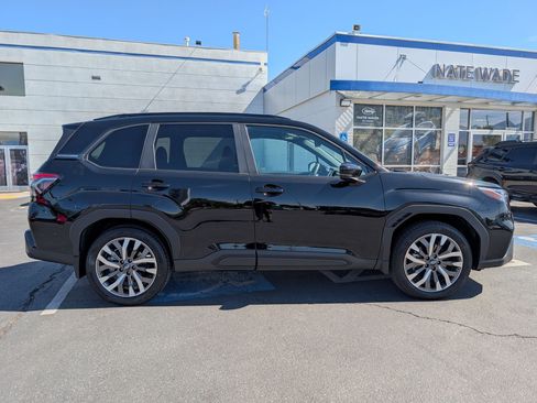 Used 2026 Subaru Forester Touring AWD/4WD image 2