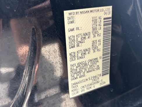 Used 2018 Nissan Titan SV w/ SV Convenience Package AWD/4WD image 10