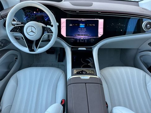 New 2026 Mercedes-Benz EQS 400 4MATIC SUV image 14
