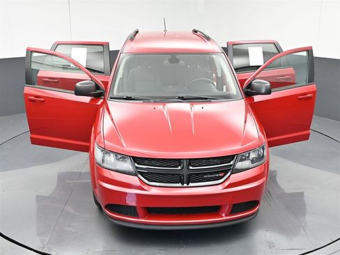 Used 2018 Dodge Journey SE w/ Blacktop Package FWD image 35