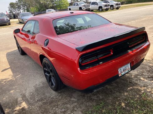 Used 2023 Dodge Challenger SXT w/ Blacktop Package image 6