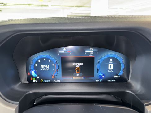 Used 2025 Ford Bronco Outer Banks AWD/4WD image 24