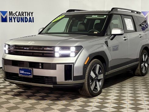 Used 2024 Hyundai Santa Fe Limited image 2