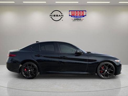 Used 2021 Alfa Romeo Giulia Ti w/ Nero Edizione image 2