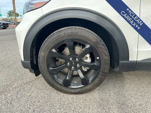 Used 2024 Ford Explorer ST-Line w/ Class IV Trailer Tow Package RWD image 4
