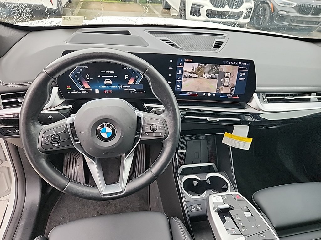 Used 2026 BMW X1 xDrive28i w/ Technology Package AWD/4WD image 4