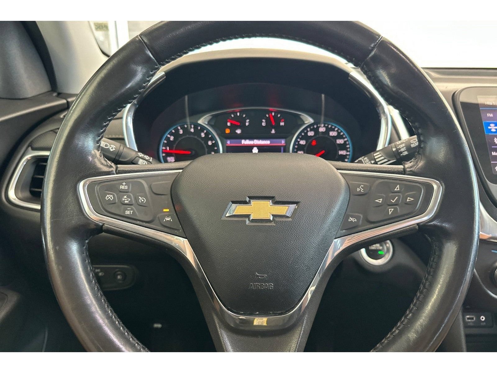 Used 2020 Chevrolet Equinox Premier w/ Premier Redline Edition FWD image 23