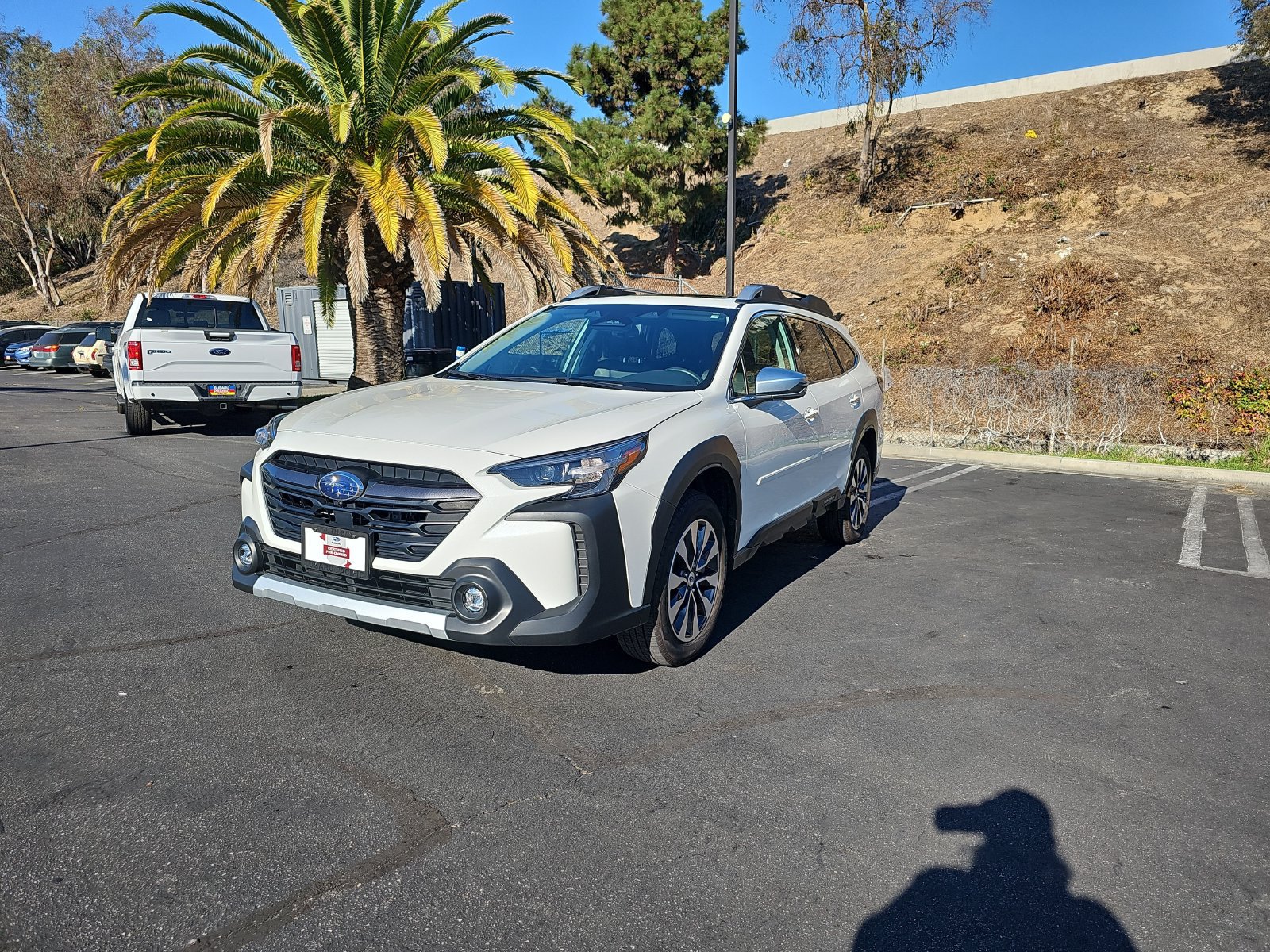 Used 2024 Subaru Outback Touring AWD/4WD image 3