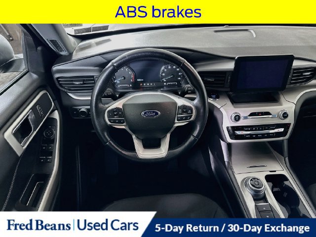 Used 2022 Ford Explorer XLT AWD/4WD image 27