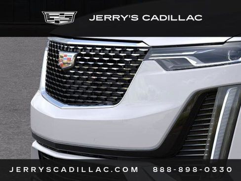 New 2025 Cadillac XT6 Luxury image 14