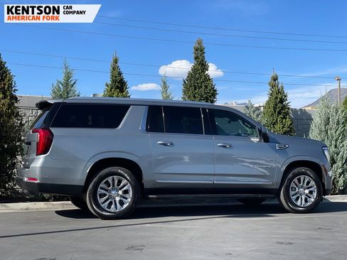 Used 2025 GMC Yukon XL Denali w/ Advanced Technology Package AWD/4WD image 10
