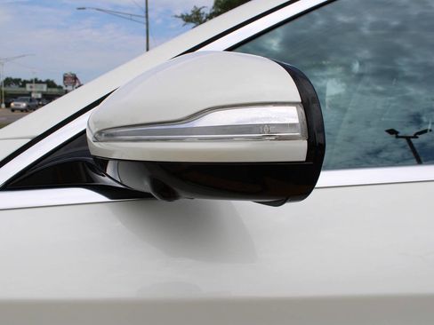 Used 2018 Mercedes-Benz S 560 4MATIC Sedan image 25