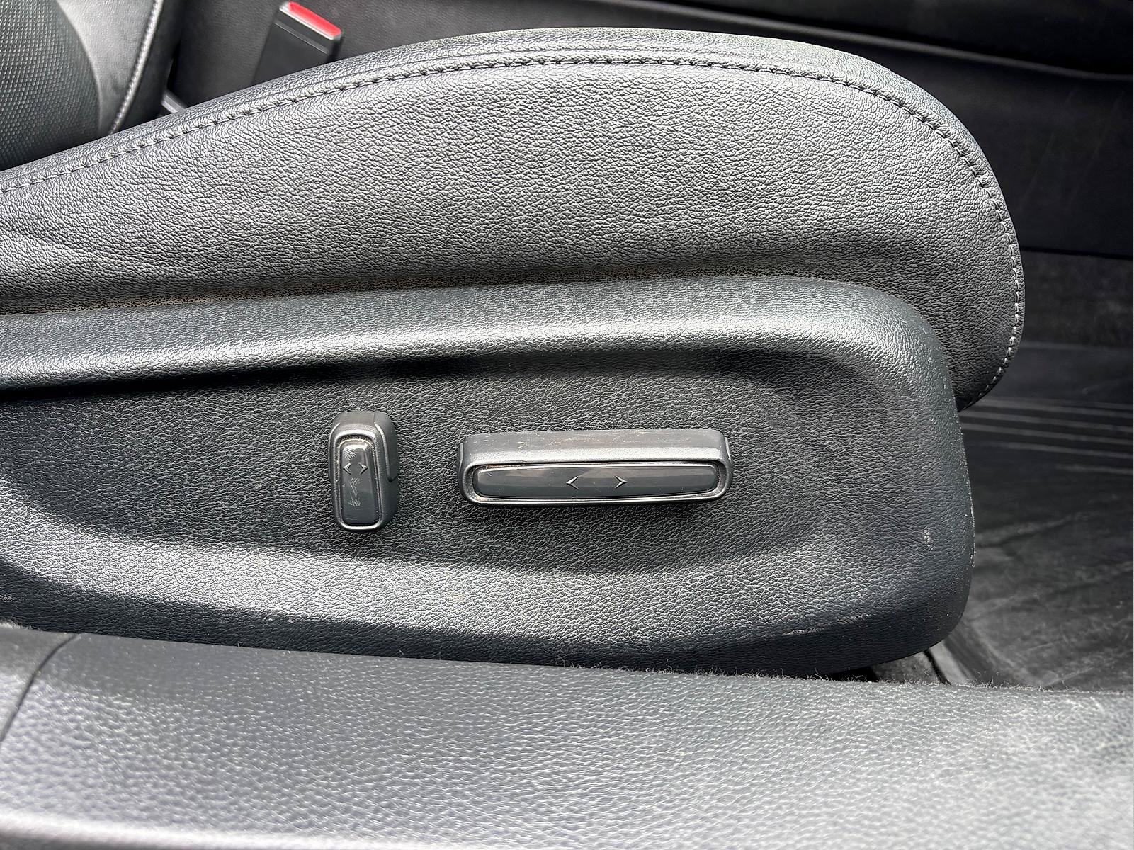 Certified 2019 Honda Accord Touring image 44