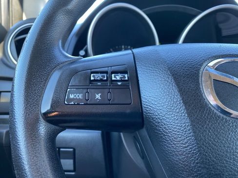 Used 2015 MAZDA MAZDA5 Sport image 23