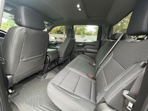 Used 2025 Chevrolet Silverado 1500 Custom Trail Boss AWD/4WD image 15