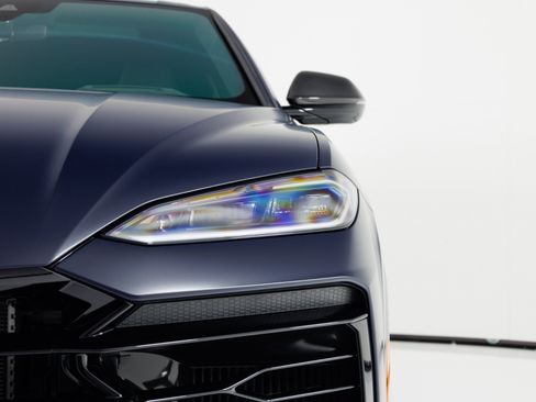 Used 2025 Lamborghini Urus Performante AWD/4WD image 69