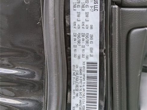 Certified 2018 Jeep Grand Cherokee Laredo image 32