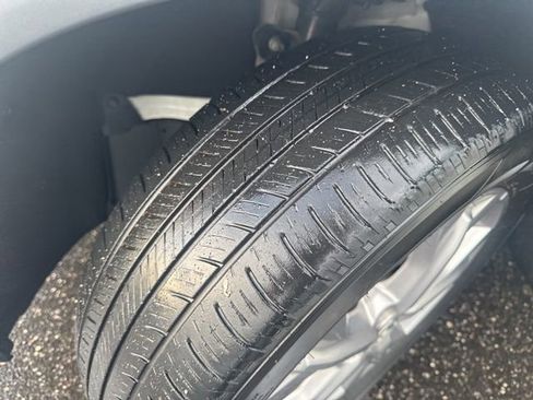 Certified 2023 Honda HR-V LX image 12