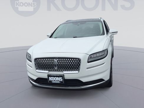 Used 2022 Lincoln Nautilus Reserve AWD/4WD image 5
