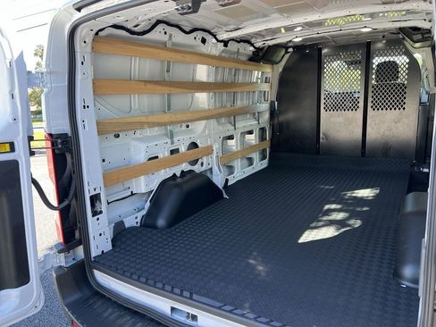 Used 2024 Ford Transit 250 Low Roof w/ Exterior Upgrade Package image 24