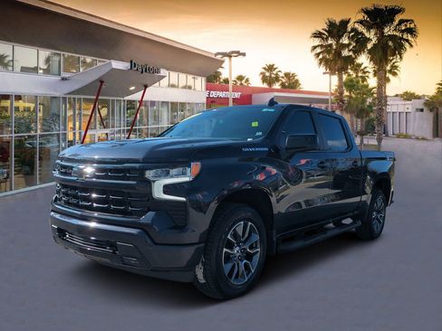 Used 2023 Chevrolet Silverado 1500 RST image 7