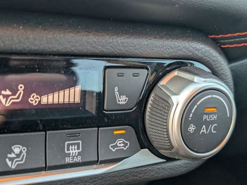 Used 2025 Nissan Versa SR w/ Trunk Package FWD image 17