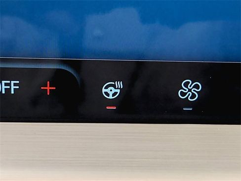 Used 2025 Ford Escape Platinum image 27