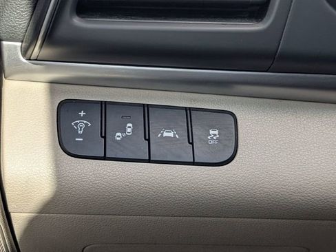 Used 2020 Hyundai Elantra Value Edition image 30