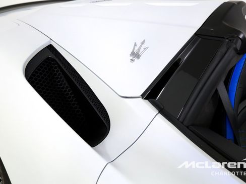 Used 2023 Maserati MC20 Spyder image 36